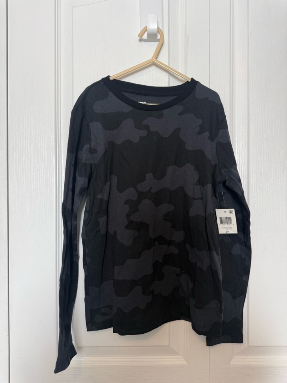 Boy’s Long Sleeve Camo Crewneck Shirt - Black/Charcoal
